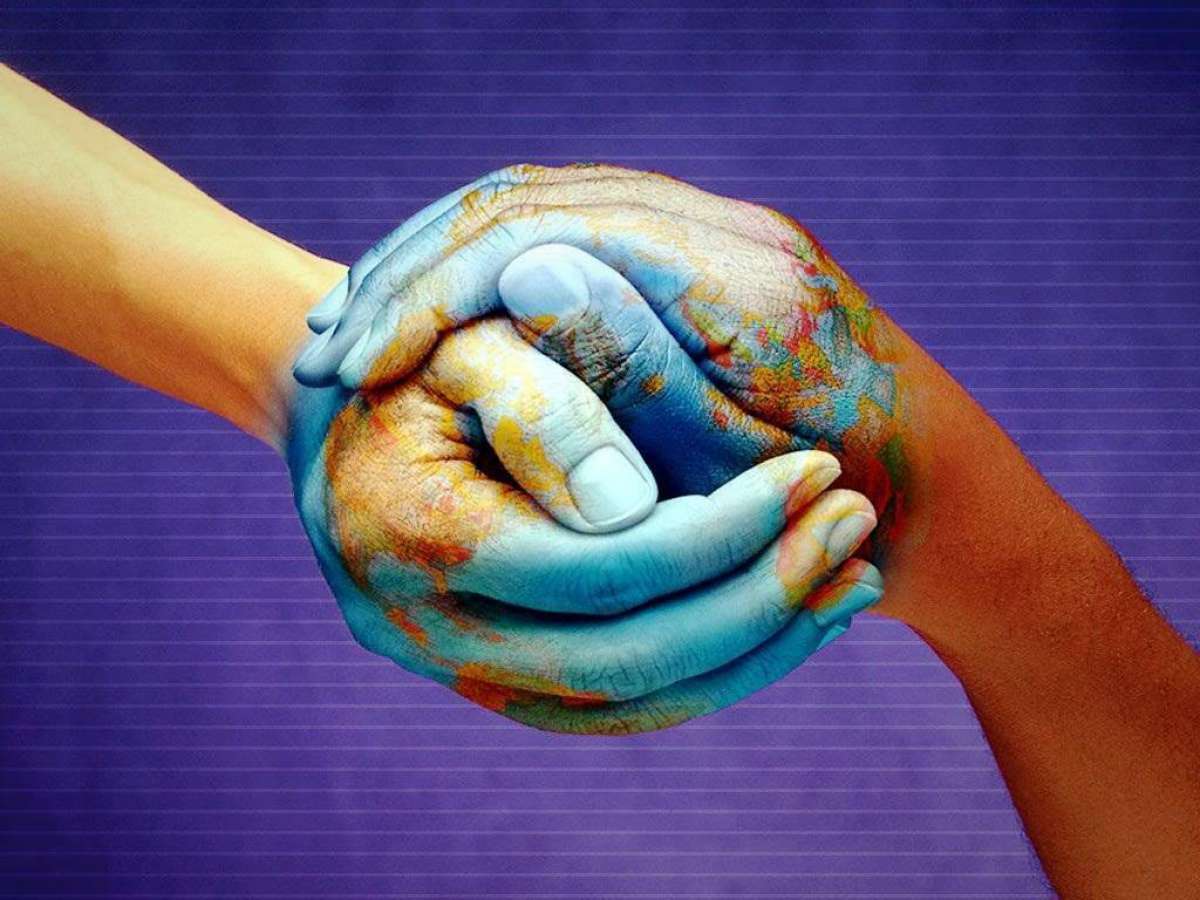 День рукопожатий (86 изображений)